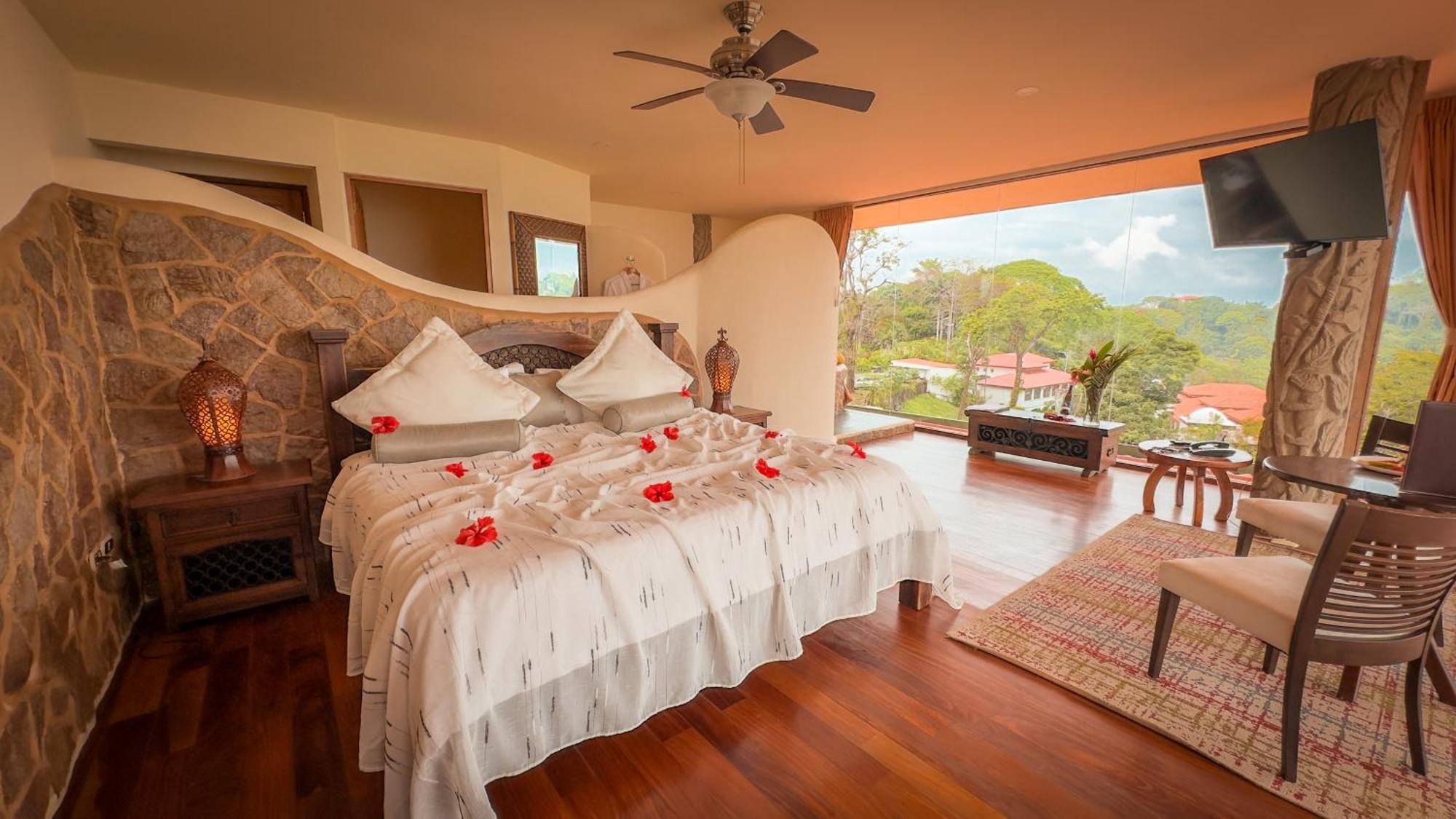 Issimo Suites (Adults Only) Manuel Antonio Εξωτερικό φωτογραφία