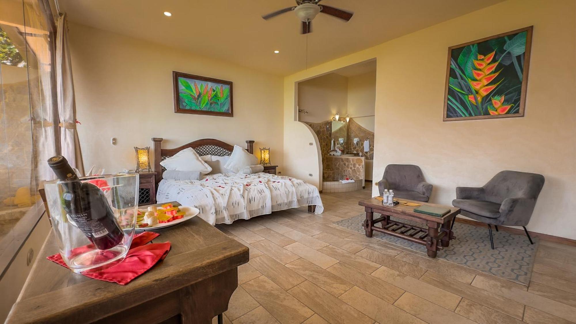 Issimo Suites (Adults Only) Manuel Antonio Εξωτερικό φωτογραφία
