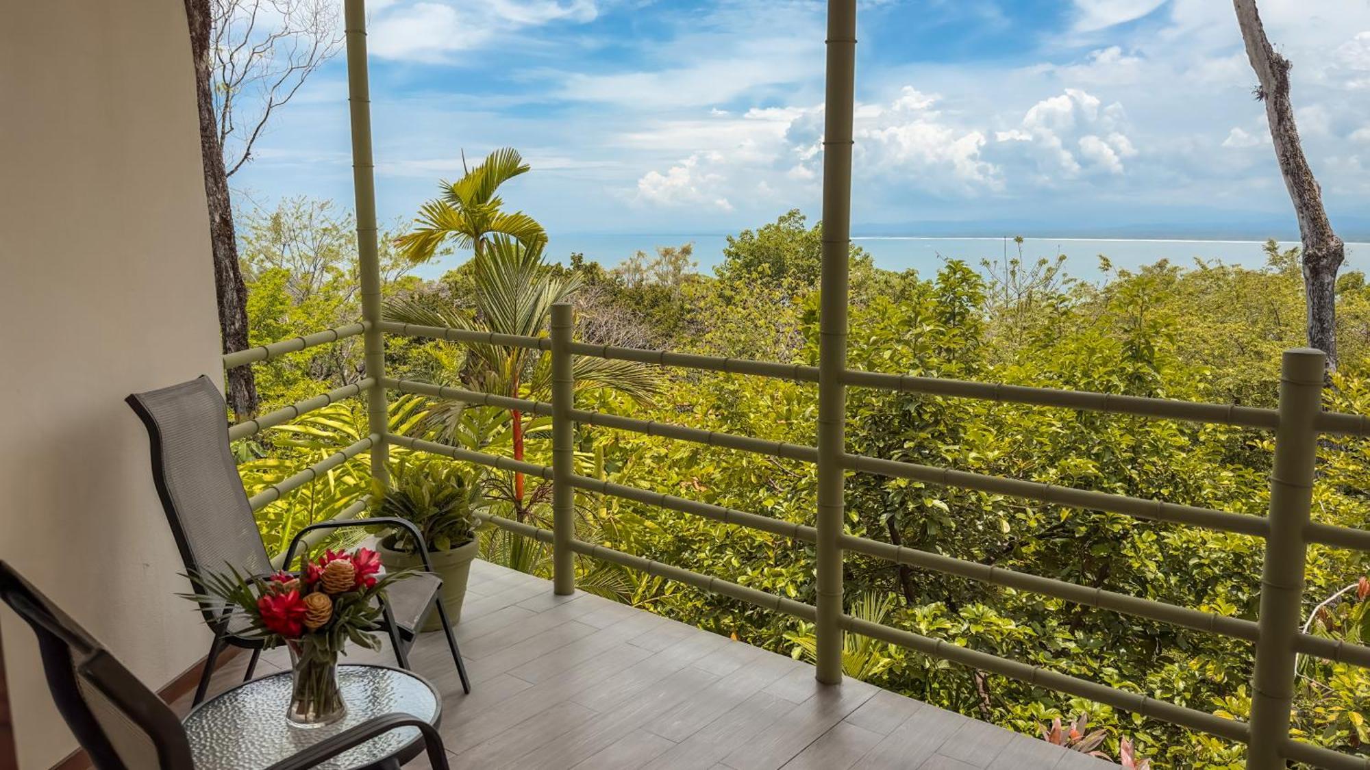 Issimo Suites (Adults Only) Manuel Antonio Εξωτερικό φωτογραφία